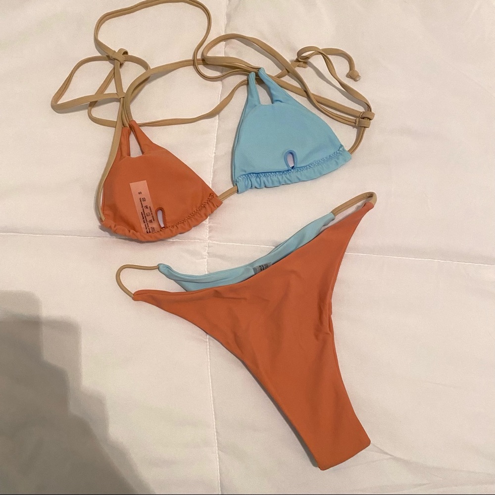 Bikini 💙 - Picture 3 of 3